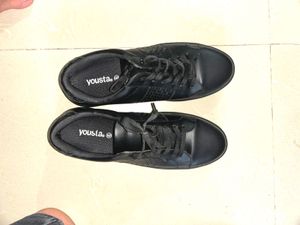 Stylish Black Sneakers