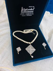 pure Hyderabad Pearl Necklace & Earring Set