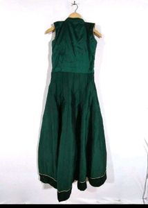 Elegant Green Ethnic Gown