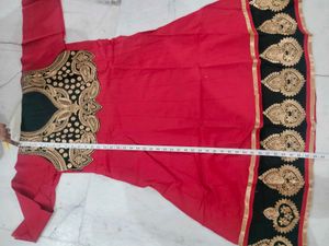 Elegant Red &amp; Black Kurta Set