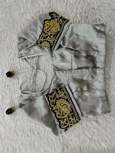Silver With Black Saree (Women's)