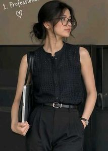 Stylish Sleeveless Eyelet Top
