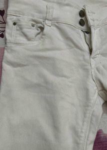 white solid jeans