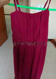 Elegant Pleated Midi Dress