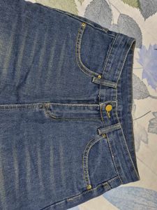 savana jeanss