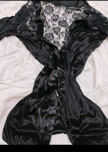 Elegant Black Lace Night Robe