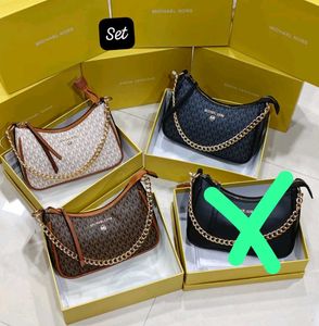 Michael Kors Shoulder Bag - Classic Monogram