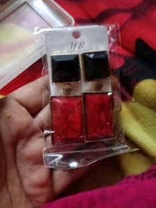 Red Black Earings