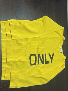 Yellow "ONLY" Sweatshirt