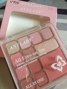 Multi-Shade Eyeshadow Palette