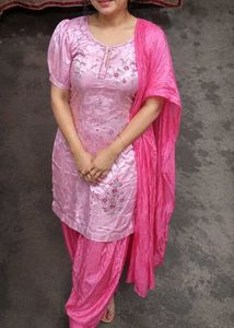 Punjabi Pink Embroidered Kurta Patiala salwar Set