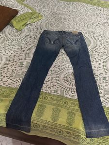 Damage Jeans