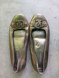 Louis Vuitton Authentic Metallic Bronze Flats 🎗