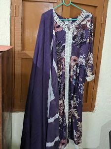 Elegant Floral Print Kurti with Dupatta