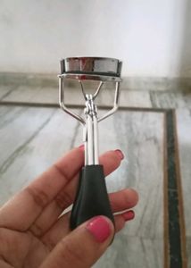 Eyelash Curler