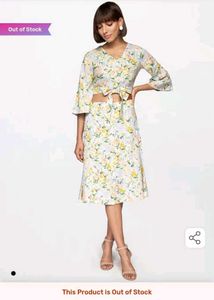 Floral Tie-Front Blouse