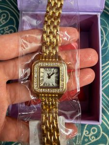 Elegant Gold Square Watch with Rhinestones