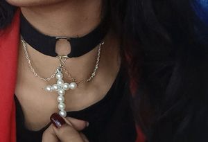 'Pearly Cross' Gothic Choker