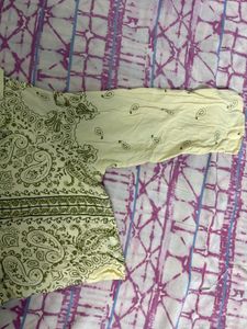 Stylish Paisley Cropped Print Shirt