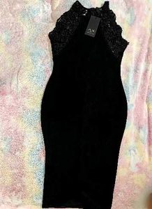 New AX PARIS Elegant Black Lace Trimmed Dress