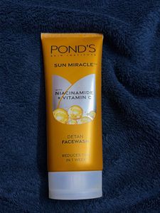 Pond's Sun Miracle Detan Facewash