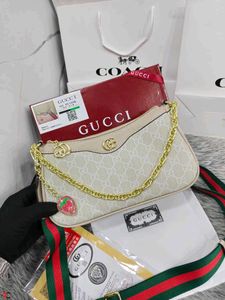 Gucci Handbag with Strawberry Charm WD BOX
