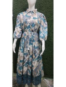 Boutique Design Pleated Dress With Belt