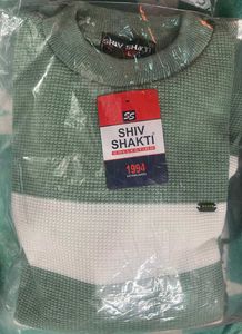 Men's Winter Sweatear Size L Chest 42 Length 27