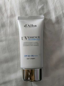 d'Alba UV Essence Waterfull+ Sun Cream