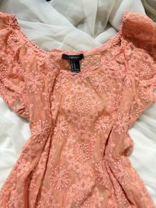 🌷💓Forever 21 Peach Lace Top*