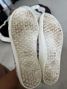 Cute Bob's from Skechers Cartoon Print Shoes