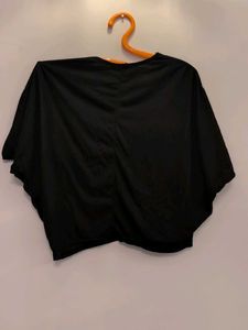Black Graphic Print Crop Top
