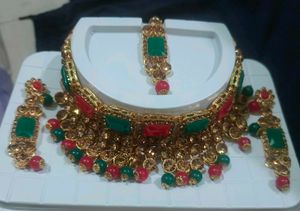 Stunning Ethnic Jewellery Set