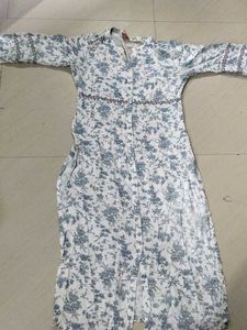 Beautiful White Floral Kurta
