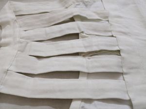 White Top With Zipper Closure