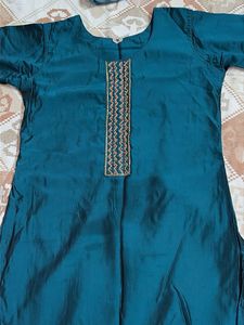 Elegant Teal Embroidered Kurta