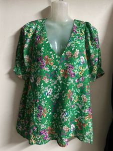 Vibrant Floral Print V-Neck Top