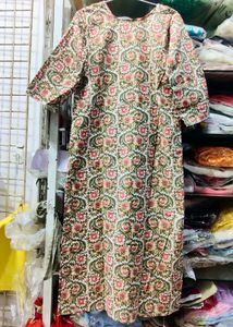 Chic Floral Print Kurta Set
