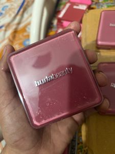 Huda Beauty Blush Filter Palette Strawberry latte
