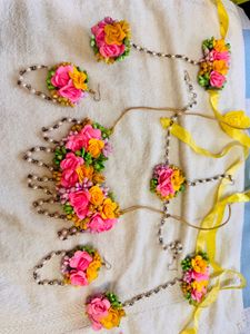 Floral Jewellery Set for Haldi/Mehendi