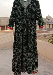 Long Anarkali Kurti With Red Dupatta