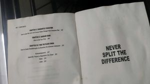 Never Split the Difference Book