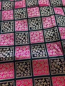 Elegant Pink &amp; Black banarsi Silk Saree