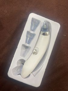 DermaSuction Pore Cleaning Device