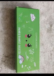 Cuff N Lashes Eyeshadow Palette