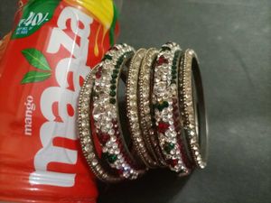Unique metal Bangle Set ♥️ 🤍💚