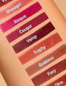 Myglamm Ultimate lipstick Vamp