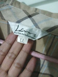 Casual Plaid Button-Up Shirt