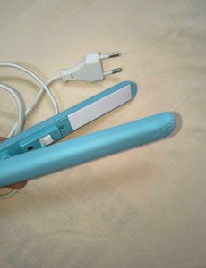 Mini Hair Straightener