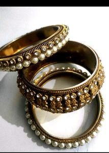 Vintage Gold Tone Bangle Set